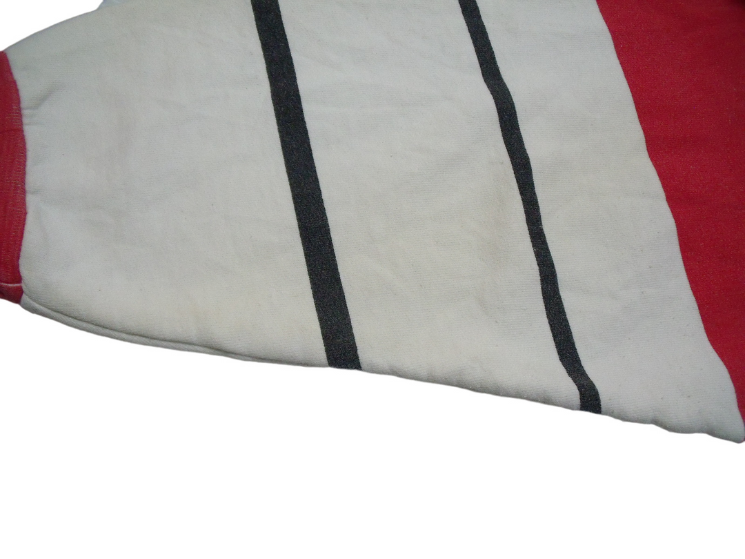 【激安古着】 GUESS　スウェットorトレーナー　トップス