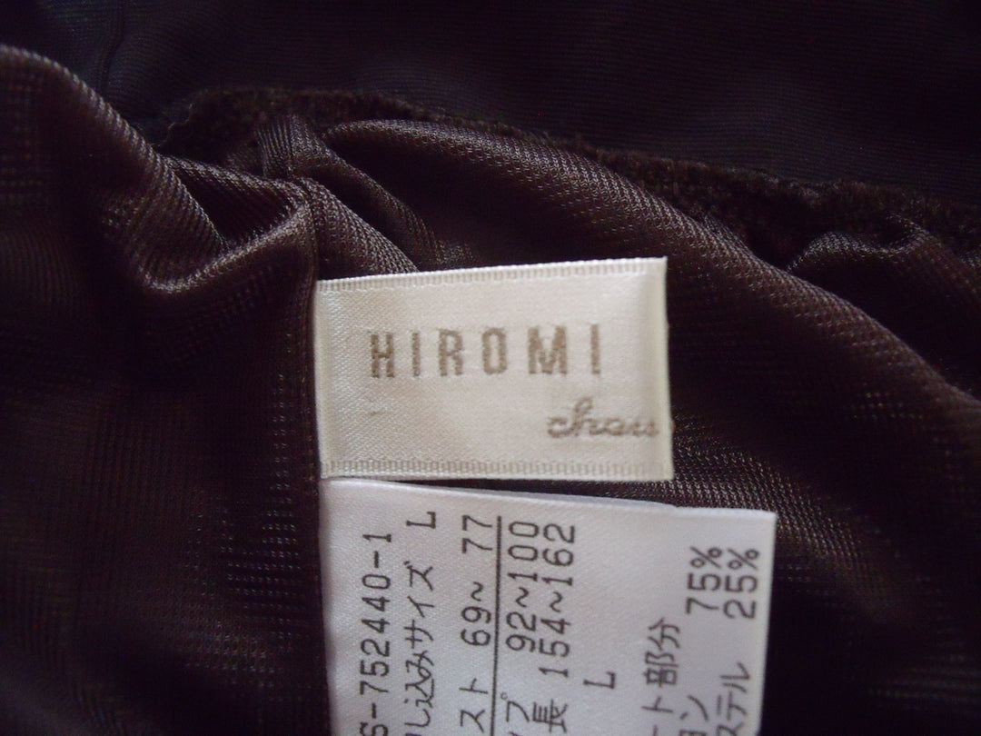 【激安古着】 HIROMI YOSHIDA　ミディアム丈　スカート