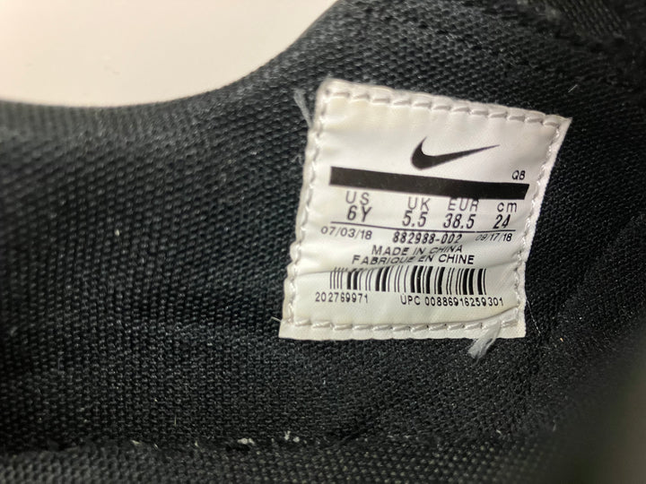 【小物/雑貨】  NIKE ナイキ　スリッポン　シューズ