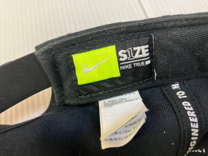 【小物/雑貨】  NIKEAIR ナイキエア　キャップ　帽子