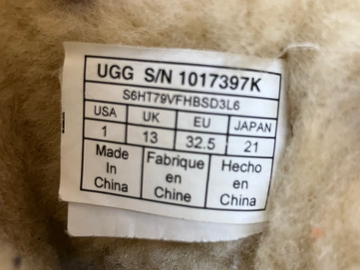 【小物/雑貨】UGG　ブーツ ショート/ミディアム　シューズ