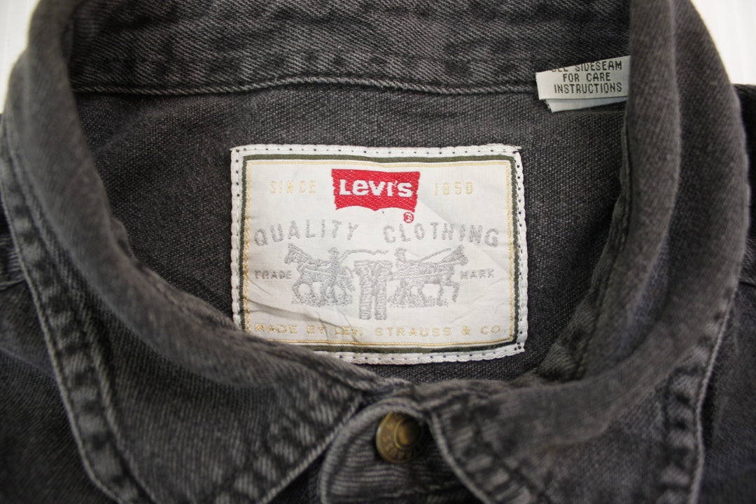 【激安古着】 Levi's　長袖シャツ　トップス