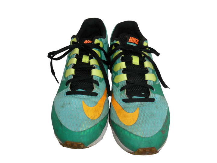 NIKE、ナイキ　スニーカー　シューズ