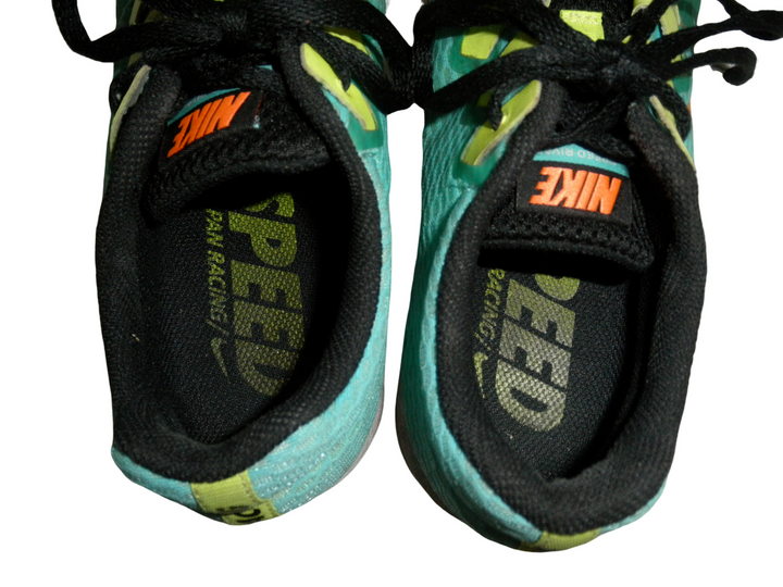 NIKE、ナイキ　スニーカー　シューズ