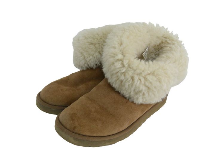 UGG　ブーツ ショート/ミディアム　シューズ