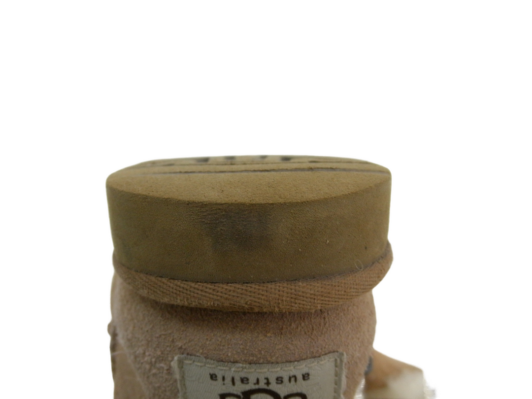 UGG　ブーツ ショート/ミディアム　シューズ