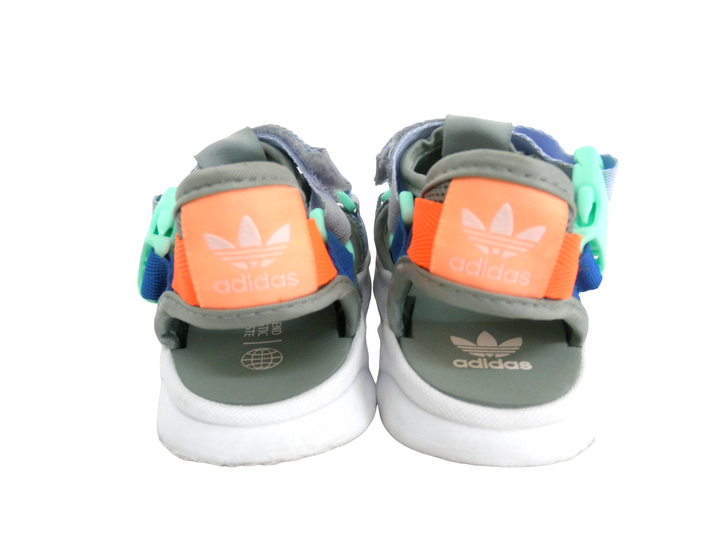 adidas、アディダス　サンダル　シューズ