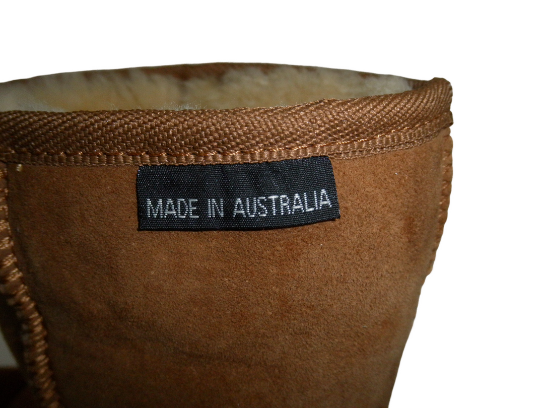 UGG　ブーツ ショート/ミディアム　シューズ