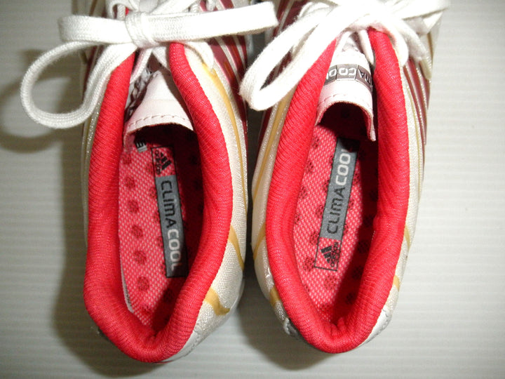 adidas アディダス　スニーカー　シューズ