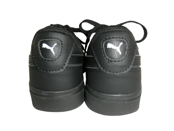 PUMA プーマ　スニーカー　シューズ