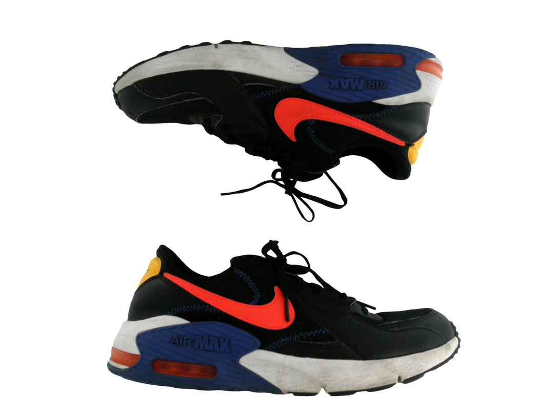 NIKE ナイキ　スニーカー　シューズ