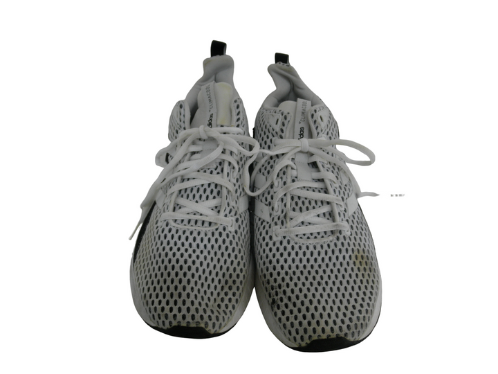 adidas アディダス　スニーカー　シューズ