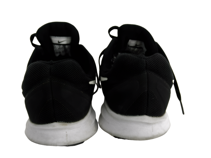NIKE ナイキ　スニーカー　シューズ