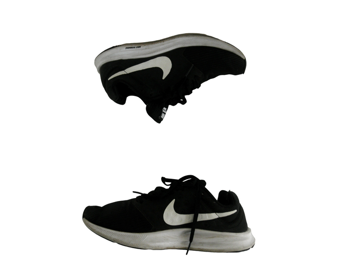 NIKE ナイキ　スニーカー　シューズ