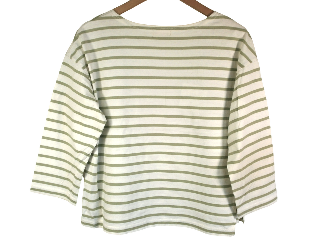 【激安古着】 earth music&ecology　長袖Tシャツ　トップス