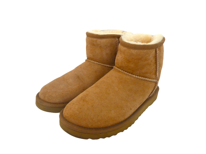 【小物/雑貨】　UGG　ブーツ ショート/ミディアム　シューズ