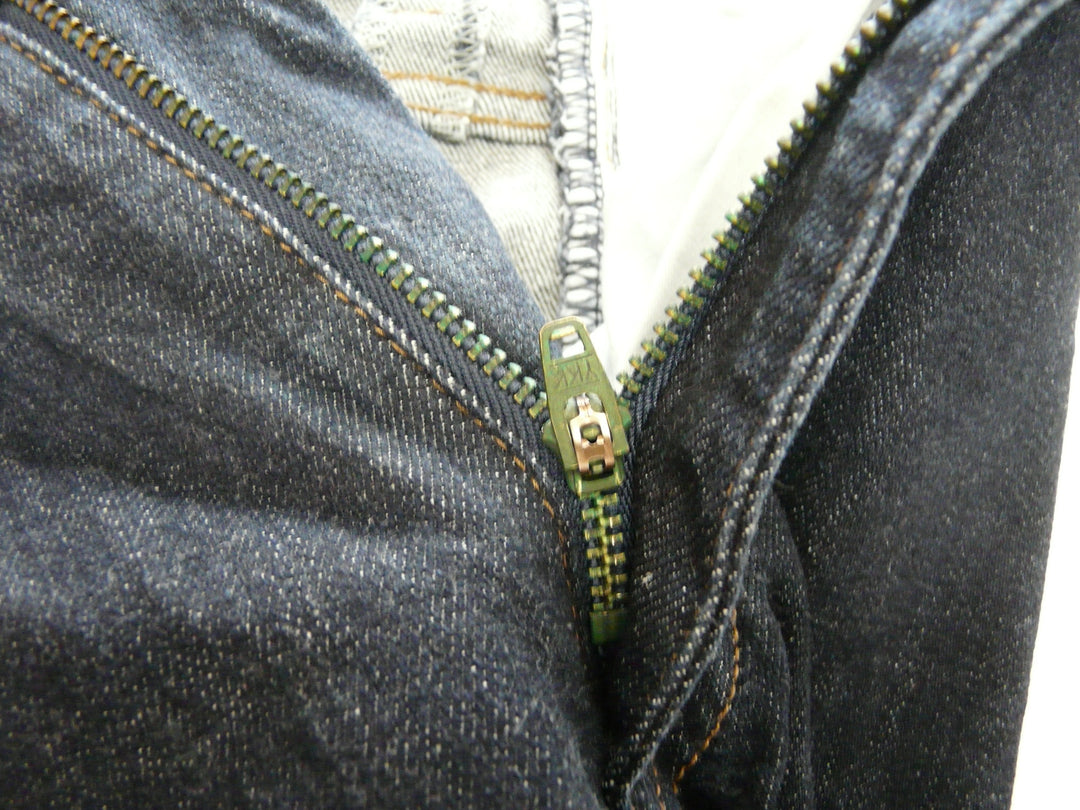 ユニクロ　デニムパンツ　パンツ