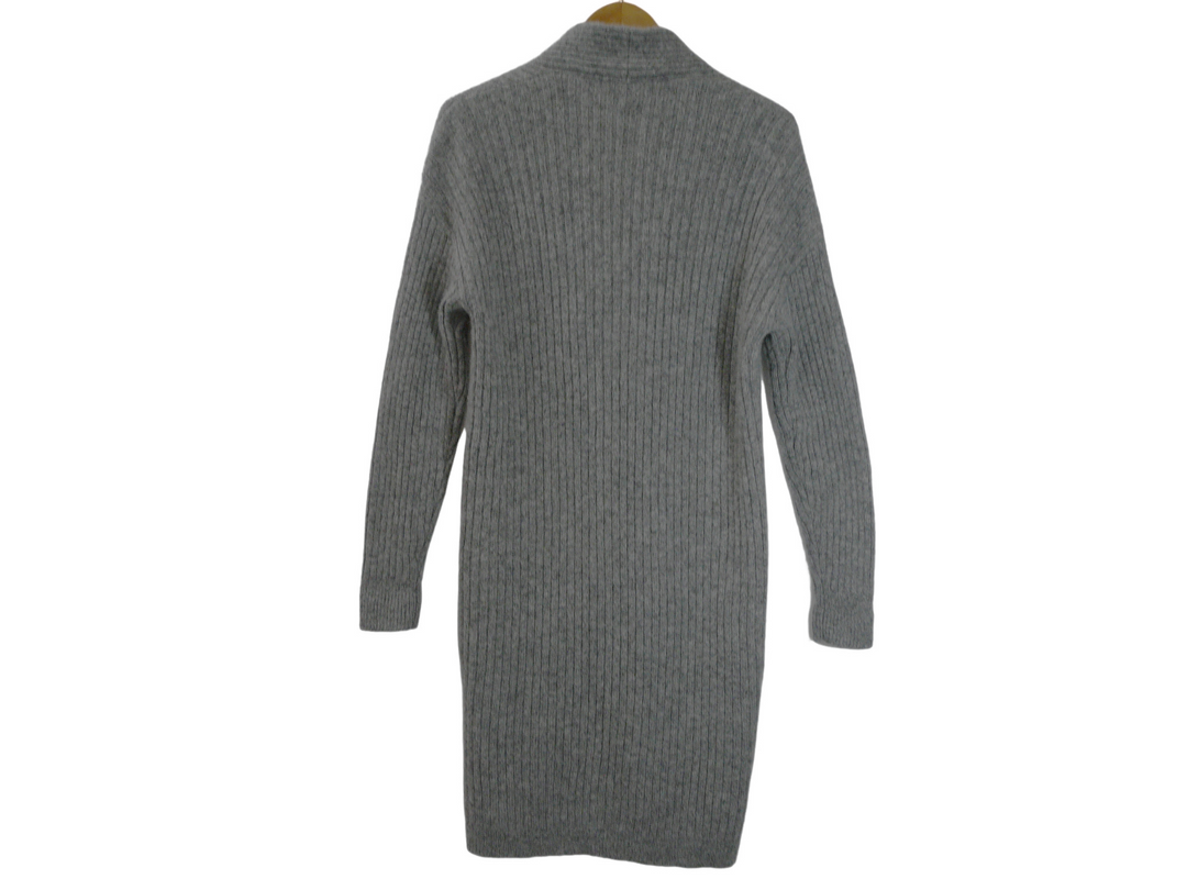 ユニクロ　ニットorセーター　アウター