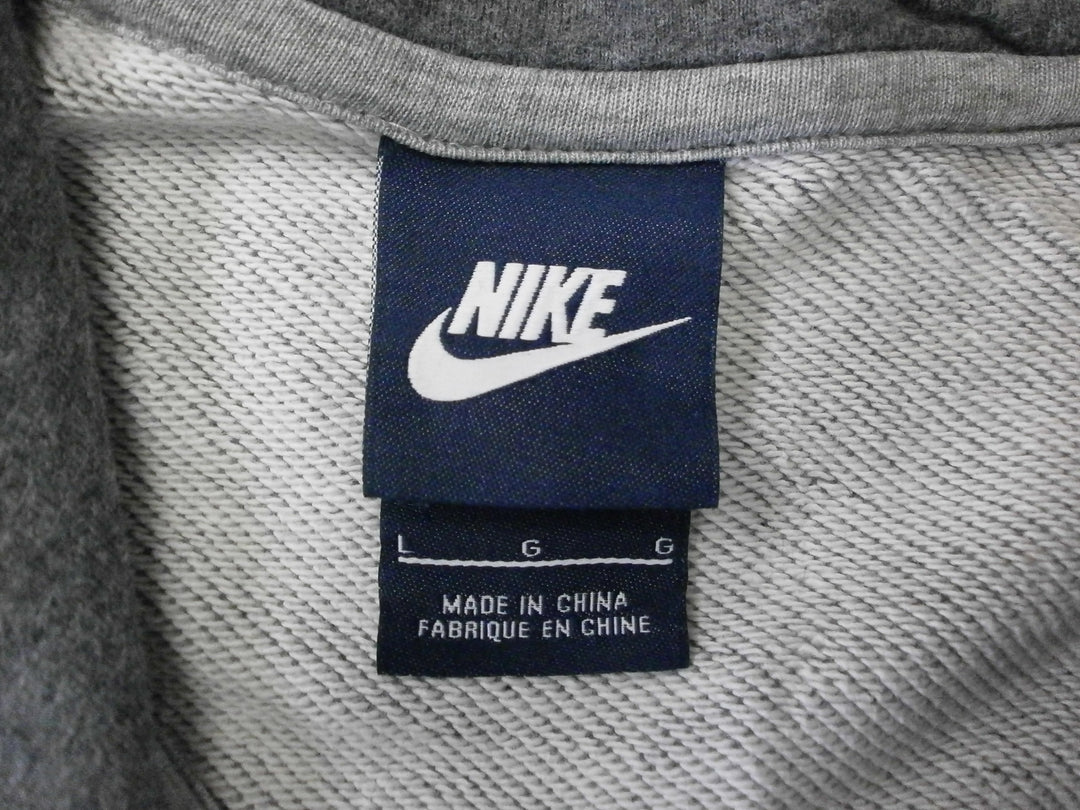 【激安古着】 NIKE　ジップアップパーカー　アウター