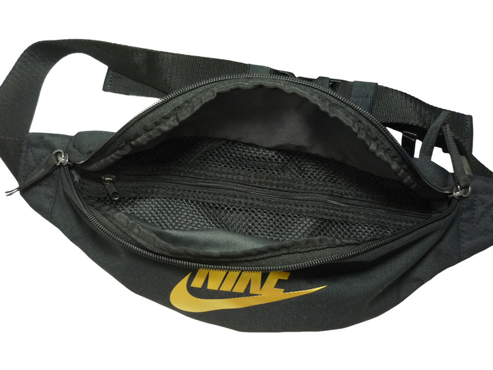 【激安古着】　NIKE ナイキ　ボディバッグ/ウエストポーチ　バッグ