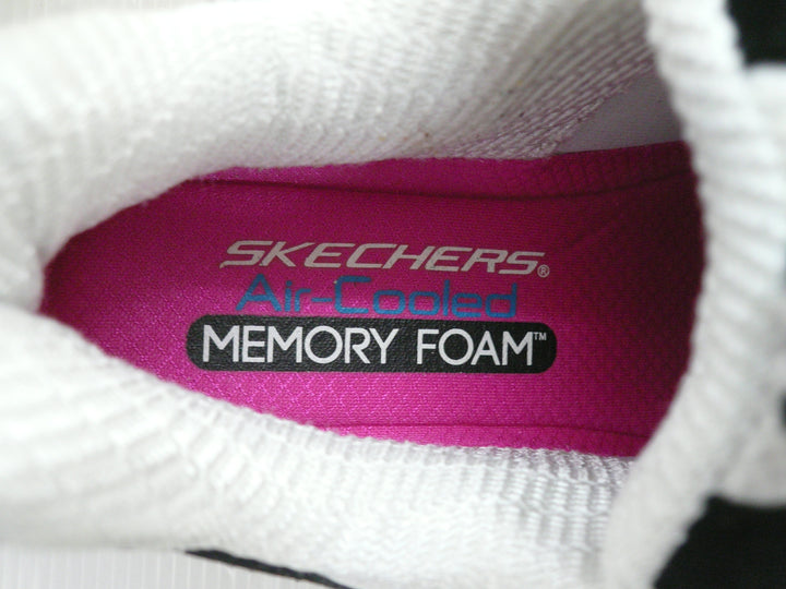 【小物雑貨】 SKECHERS　スニーカー　シューズ