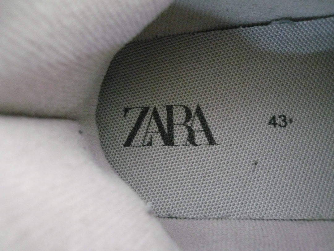 【小物雑貨】 ZARA ザラ　スニーカー　シューズ