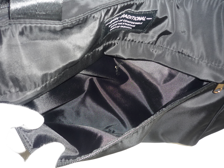 BASIC TRADITIONAL　ショルダーバッグ　バッグ