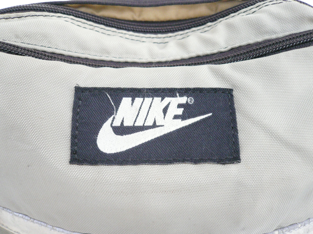 【小物/雑貨】 NIKE ナイキ　ボディバッグ/ウエストポーチ　バッグ