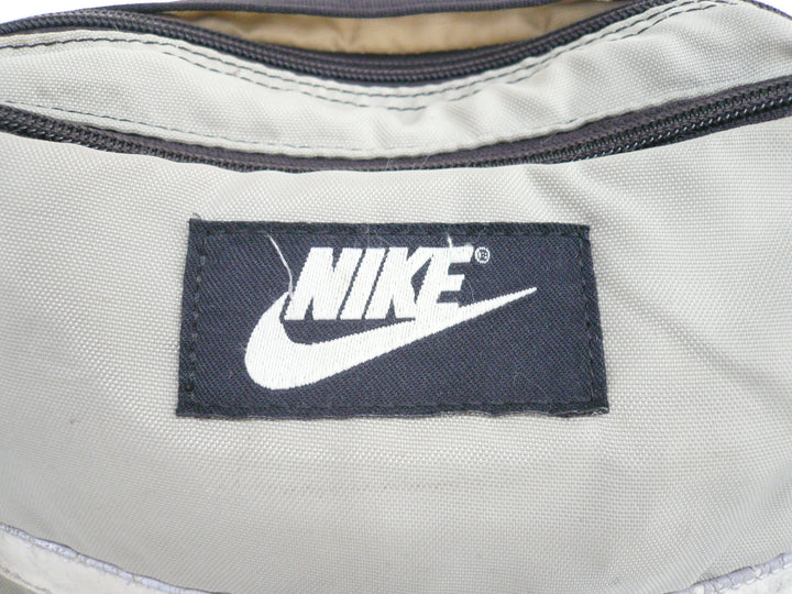 【小物/雑貨】 NIKE ナイキ　ボディバッグ/ウエストポーチ　バッグ
