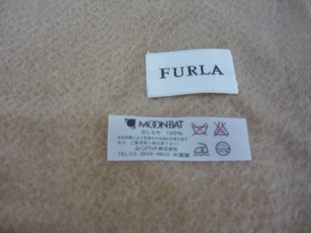 FURLA　マフラー　ファッション小物