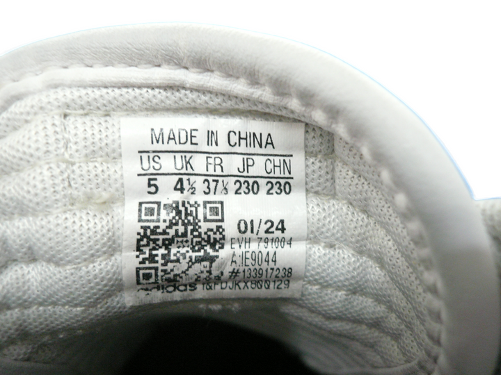 【小物/雑貨】 adidas アディダス　スニーカー　シューズ