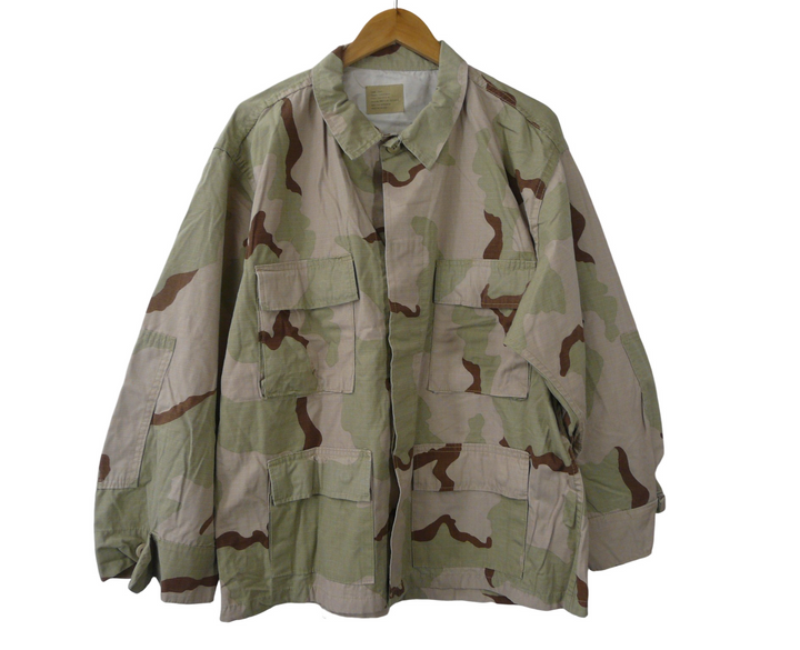 【激安古着】 アメリカ軍　ミリタリージャケット　アウター