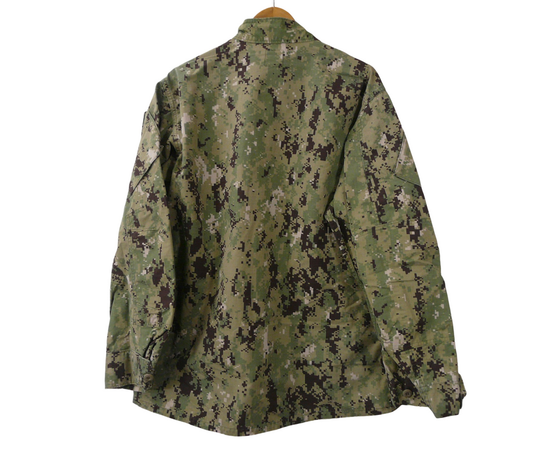 【激安古着】 アメリカ軍　ミリタリージャケット　アウター