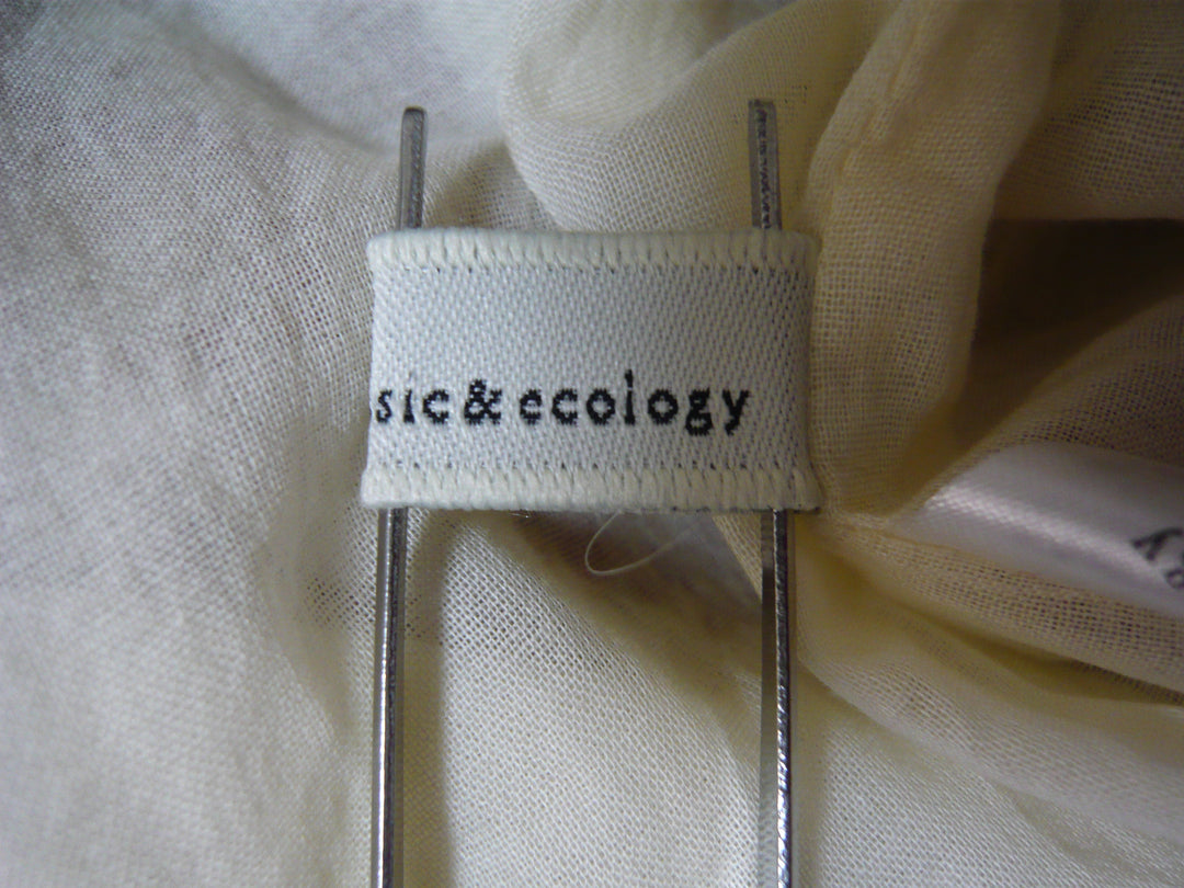 【激安古着】 earth music ecology　ワンピース　ワンピース or ドレス