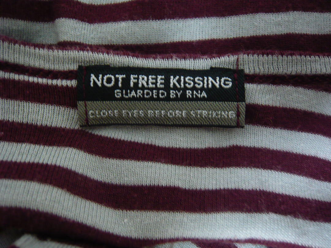 【激安古着】 NOT FREE KISSING　長袖Tシャツ　トップス