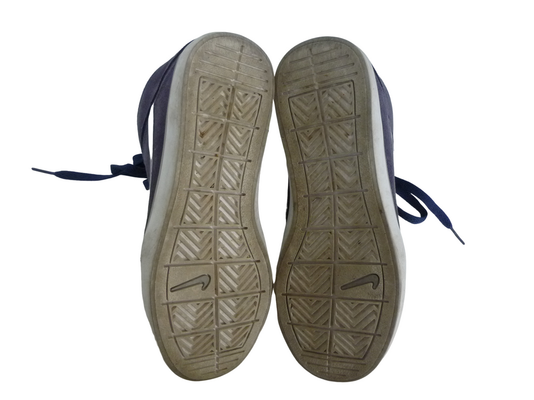 【小物/雑貨】 NIKE ナイキ　スニーカー　シューズ
