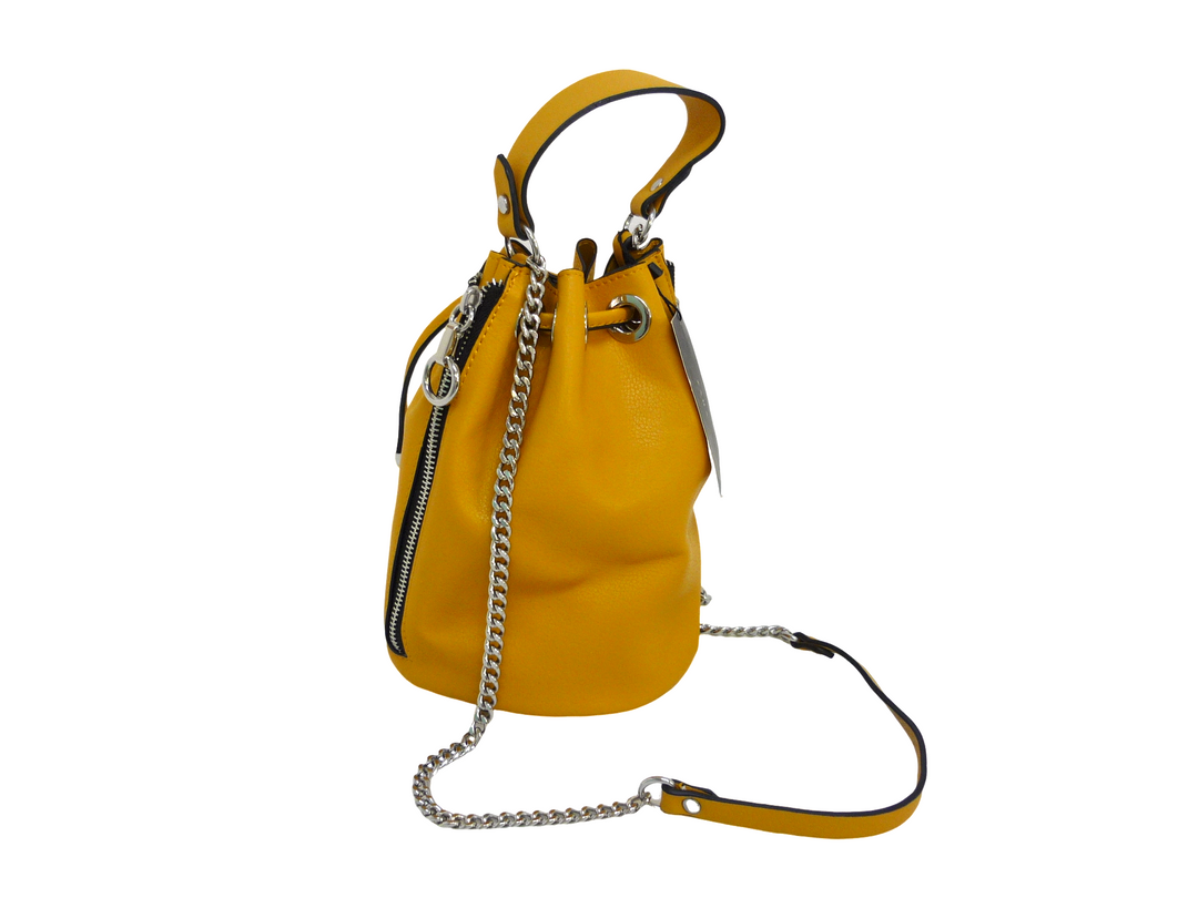 【小物/雑貨】　ZARA　ショルダーバッグ　バッグ