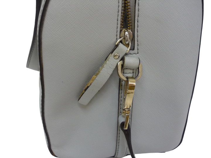 【小物/雑貨】　kate spade　ショルダーバッグ　バッグ