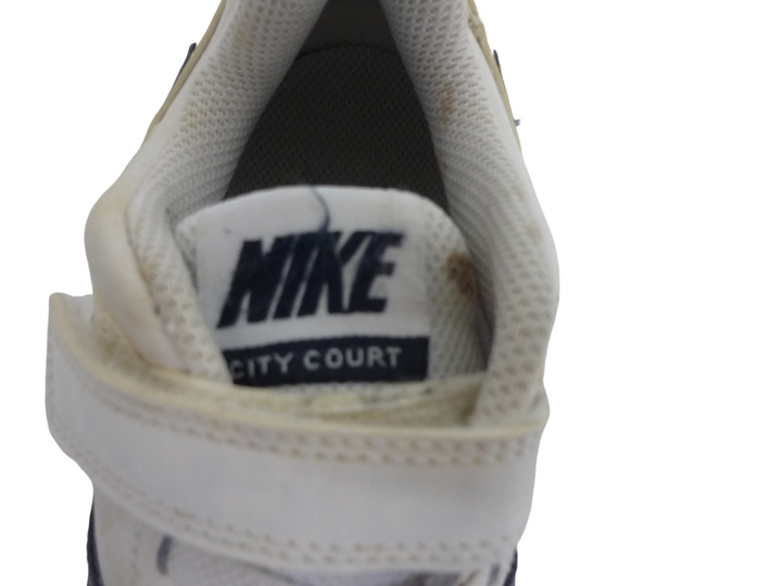 【小物/雑貨】　NIKE ナイキ　スニーカー　シューズ