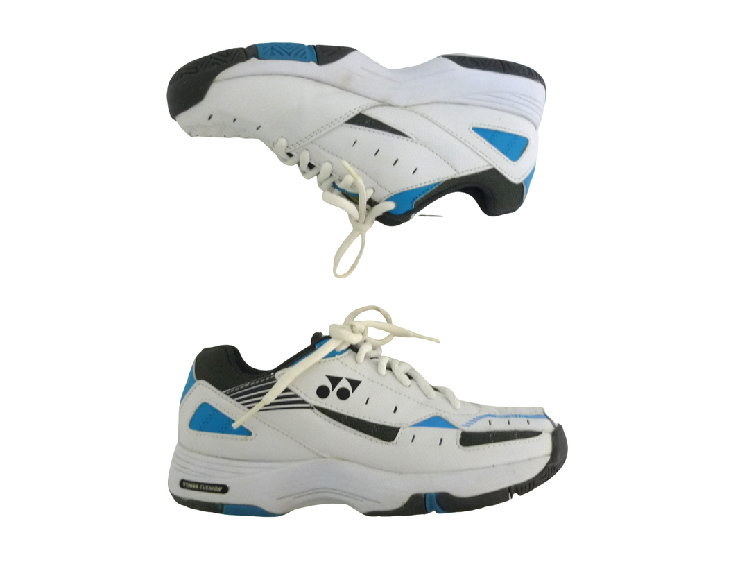 【小物/雑貨】　YONEX　スニーカー　シューズ