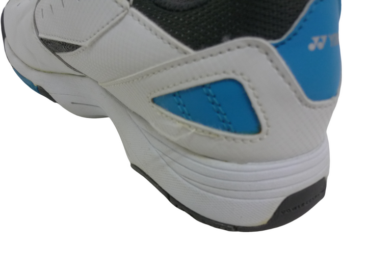 【小物/雑貨】　YONEX　スニーカー　シューズ
