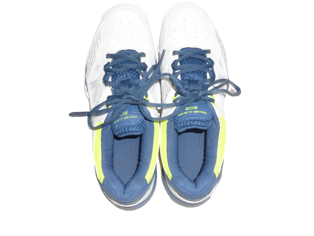 【小物/雑貨】　YONEX　スニーカー　シューズ