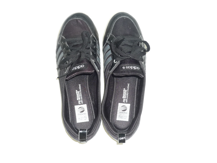 【小物/雑貨】 adidas アディダス　スニーカー　シューズ