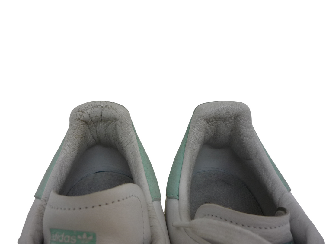 【小物/雑貨】 adidas アディダス　スニーカー　シューズ