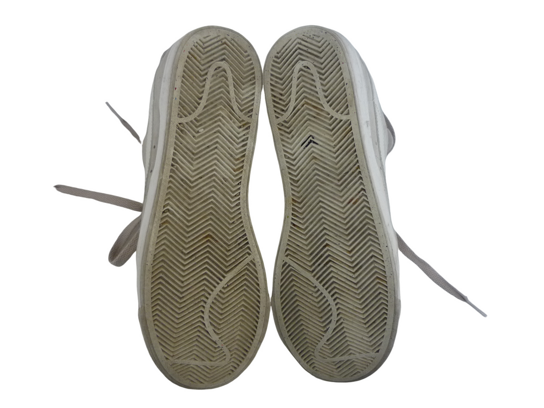 【小物/雑貨】 NIKE ナイキ　スニーカー　シューズ