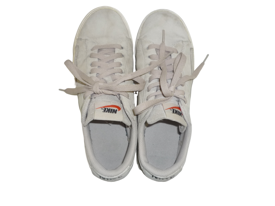 【小物/雑貨】 NIKE ナイキ　スニーカー　シューズ