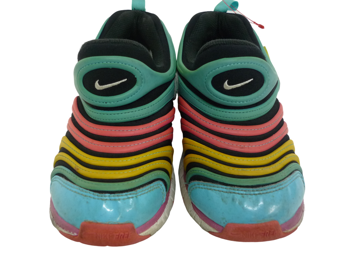 【小物/雑貨】 NIKE ナイキ　スニーカー　シューズ