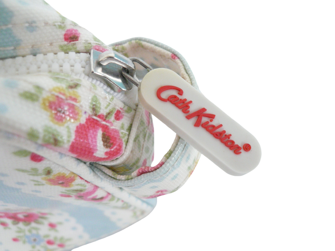 【小物/雑貨】Cath Kidston キャス キッドソン　ポーチ　ファッション小物