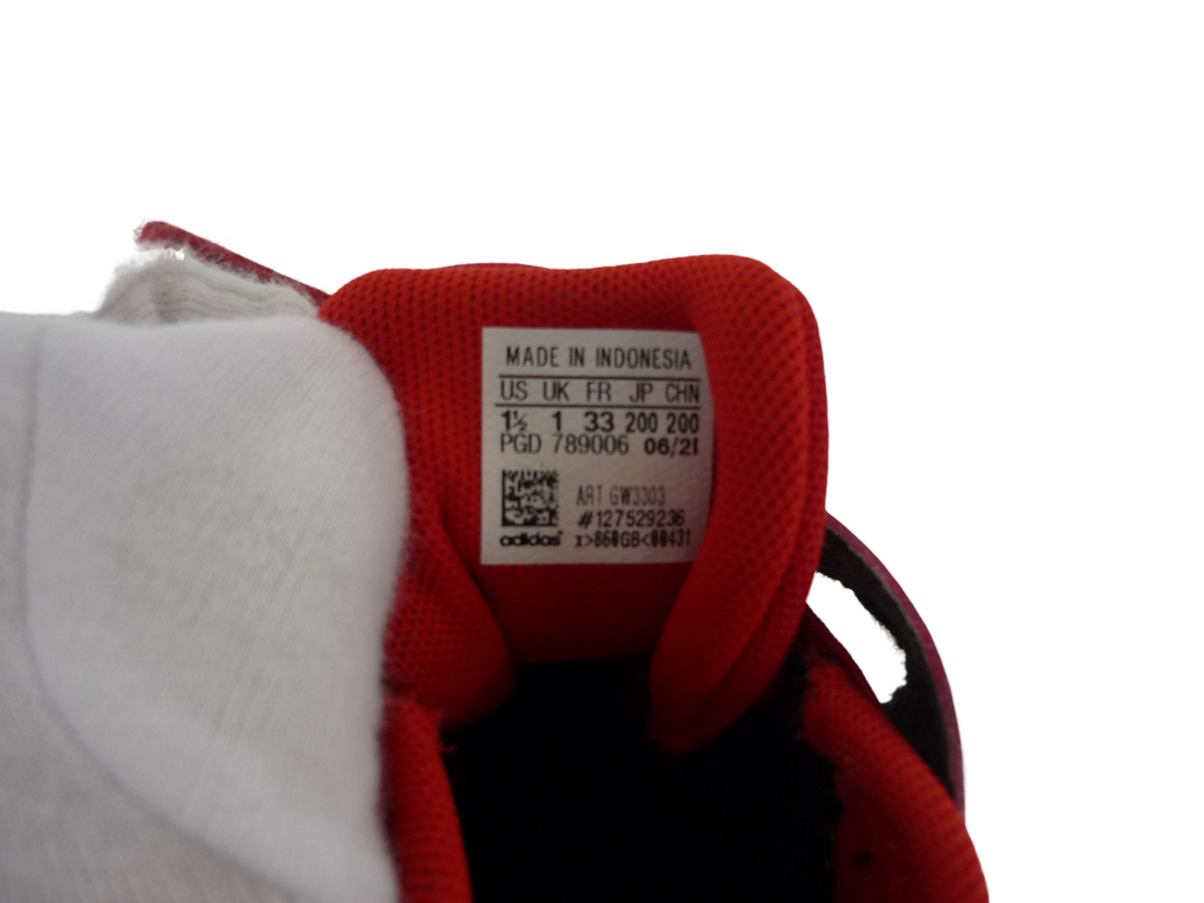 【小物/雑貨】　adidas アディダス　スニーカー　シューズ