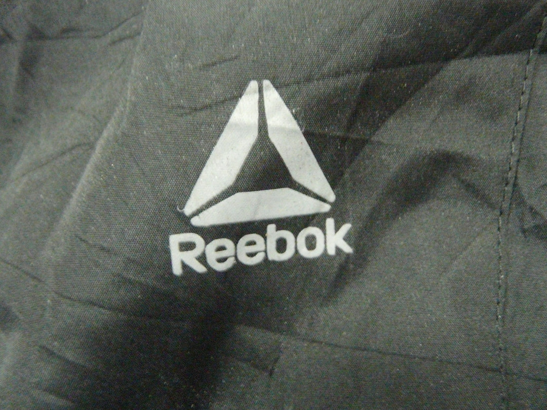 【激安古着】 Reebok　ナイロンジャケット　アウター